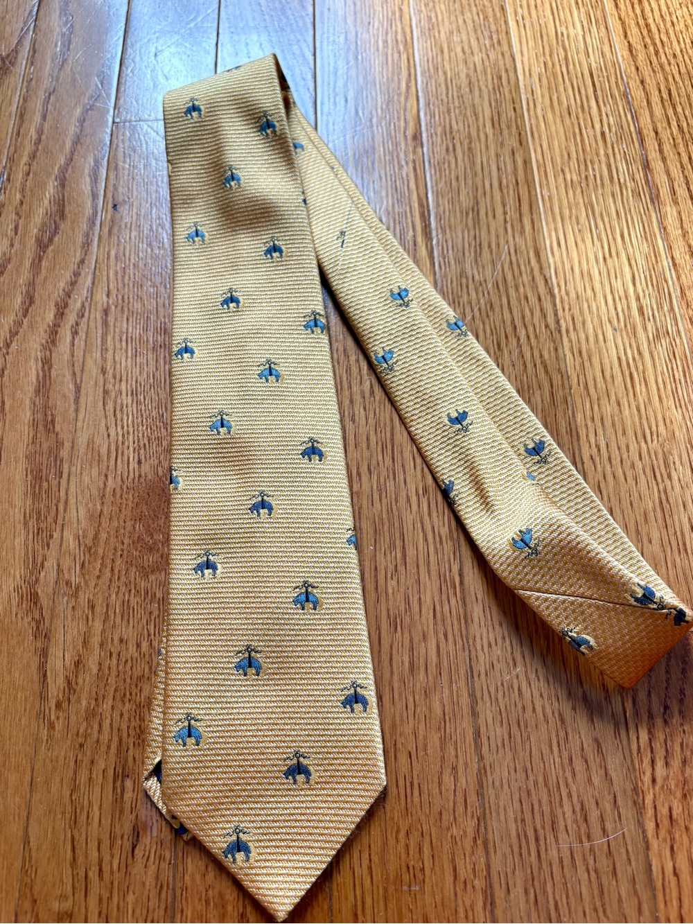 Brooks Brothers Men’s Gold Silk Tie Blue Golden Fleece Logo